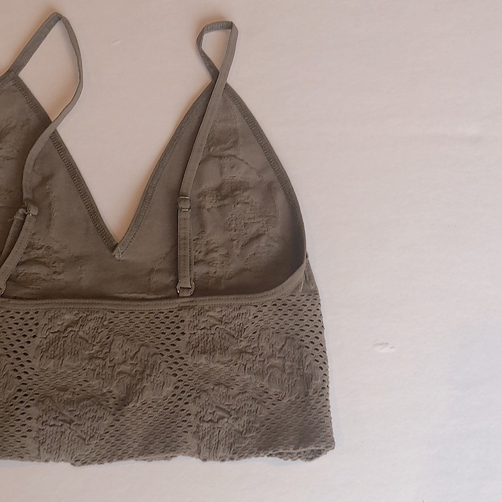 NWT Free People Seamless Bra With Embroidery In Sand Size XS/S - Picture 4 of 11